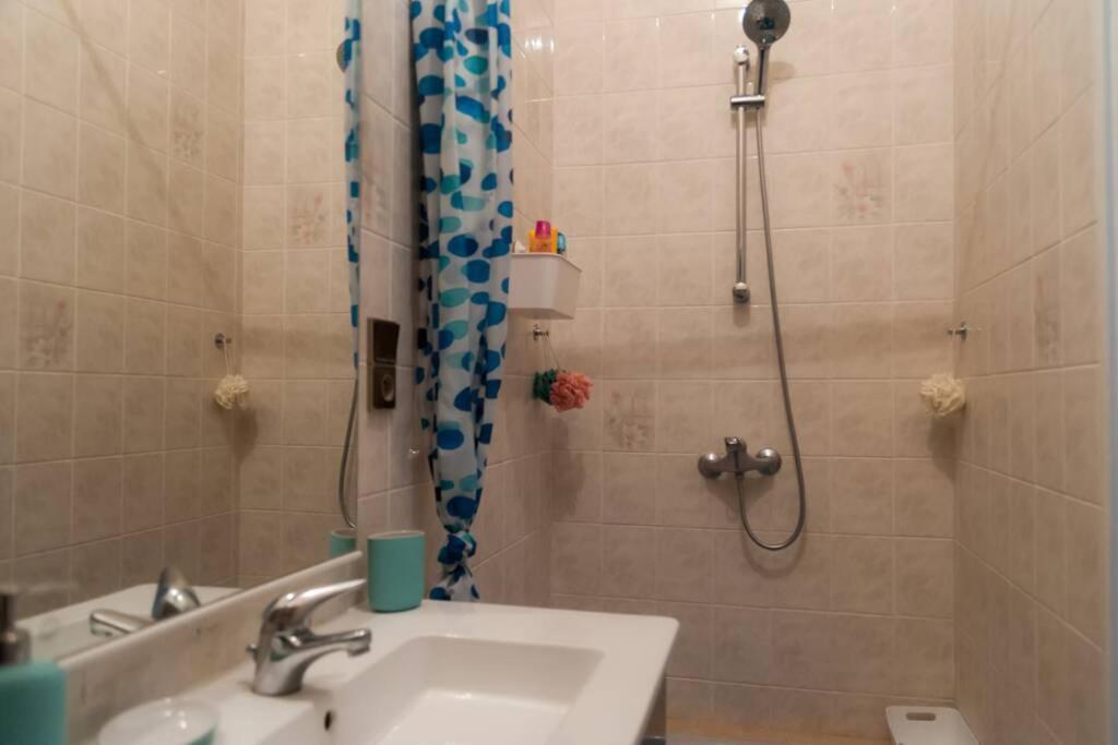 Grand Appartement Proche Gare Et Polygone Beziers Exterior photo