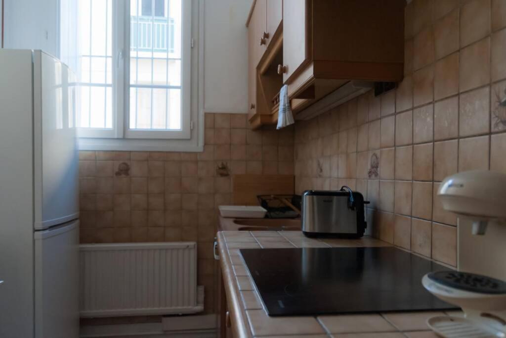 Grand Appartement Proche Gare Et Polygone Beziers Exterior photo